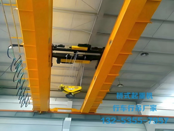 河南新鄉行車行吊銷售廠家32噸雙梁橋式